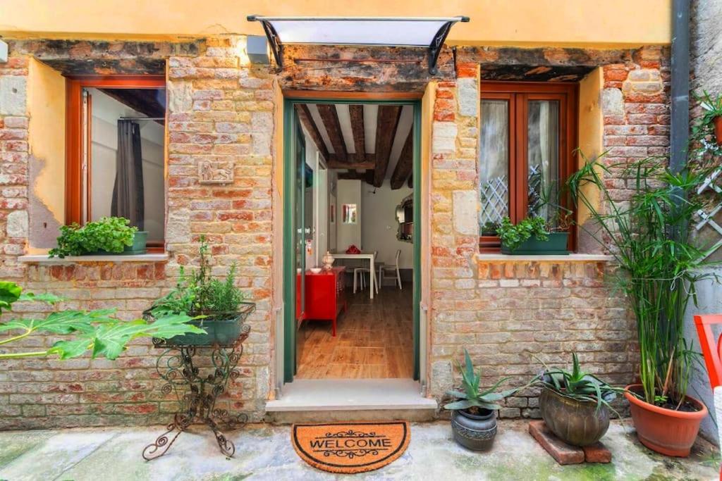 Ca 3 Leoni - Romantic House In The Heart Of Venise Extérieur photo