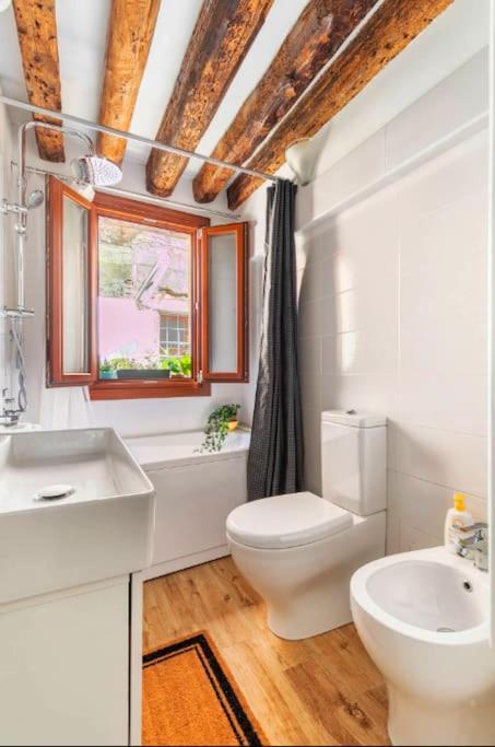 Ca 3 Leoni - Romantic House In The Heart Of Venise Extérieur photo