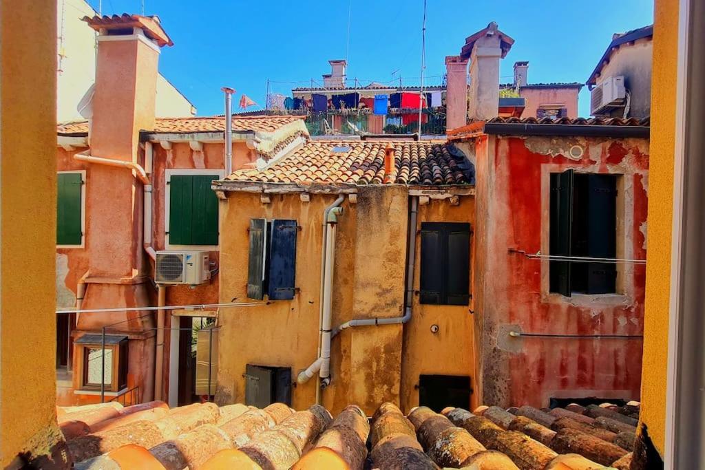Ca 3 Leoni - Romantic House In The Heart Of Venise Extérieur photo
