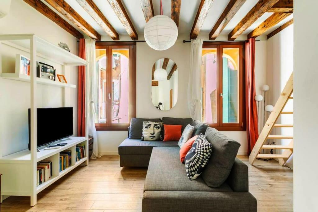 Ca 3 Leoni - Romantic House In The Heart Of Venise Extérieur photo